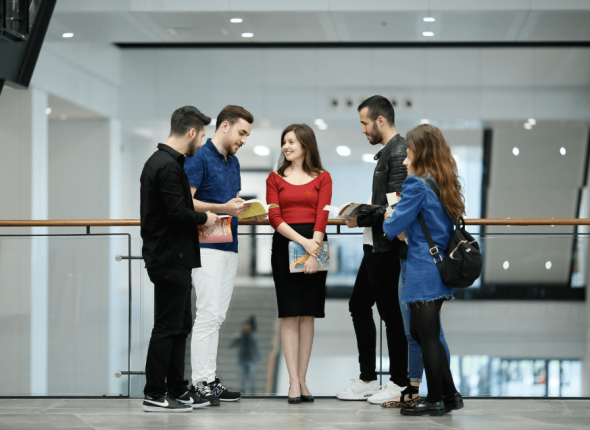 Master of Business Administration (Thesis) (English)-uni4edu_id_1741122882991