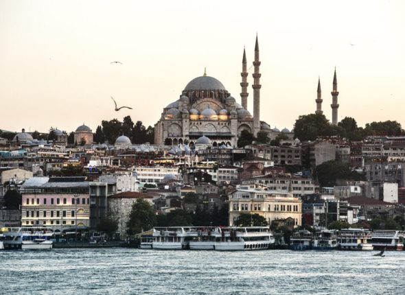 istanbul-s-ocean-with-cruise-ship-1024x684